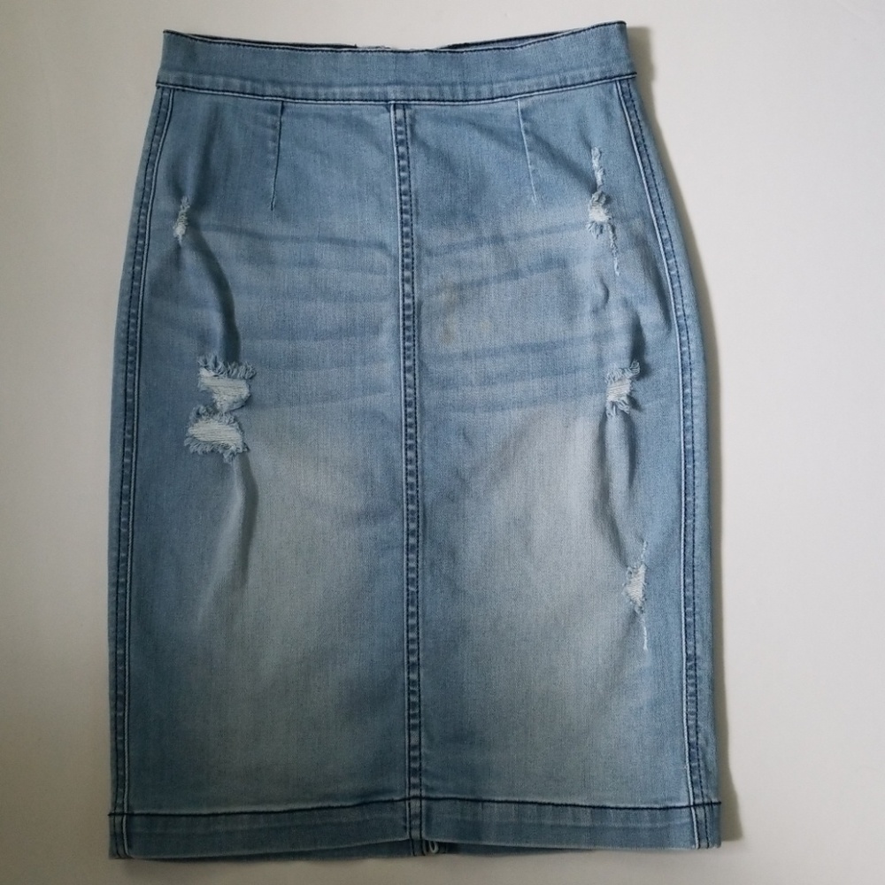BEBE Distressed Denim Skirt - Light Wash - size 2